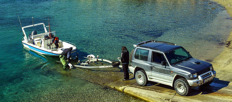 Sicher mit dem Bootsanhänger unterwegs – Richtiges Beladen ist entscheidend für die Fahrstabilität